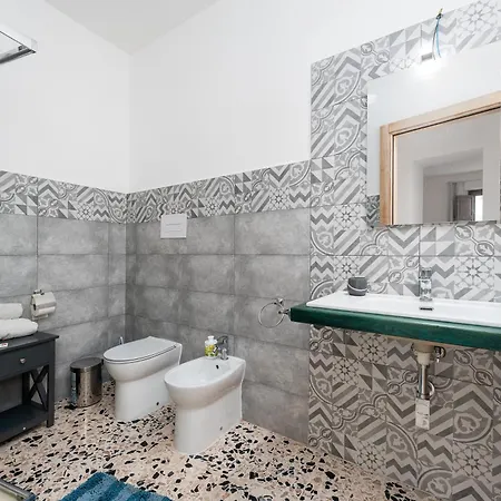 Casa Regina Margherita 招待所 Loculi